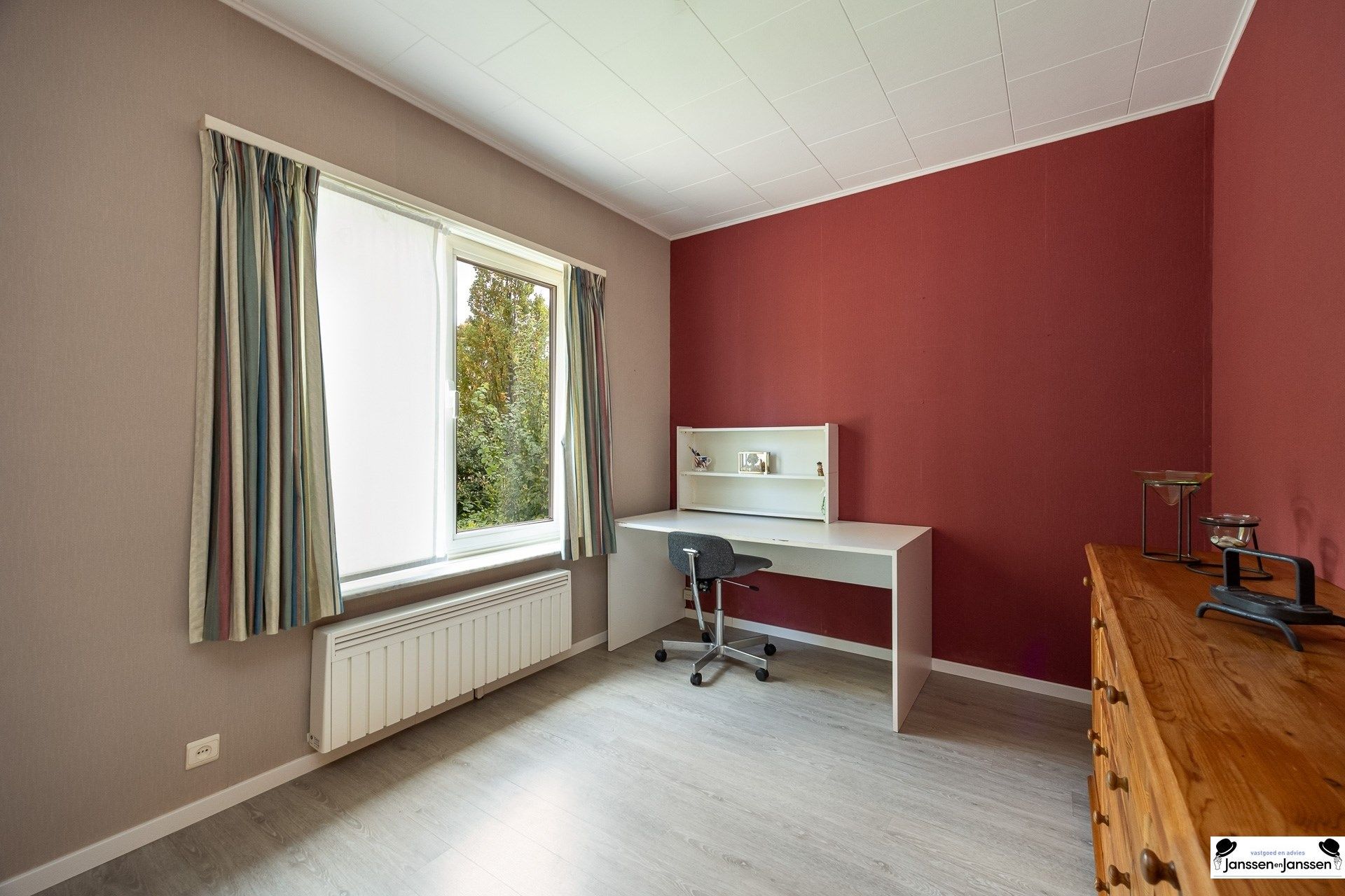 Verrassend ruime villa met ZW-gerichte tuin!  foto 16