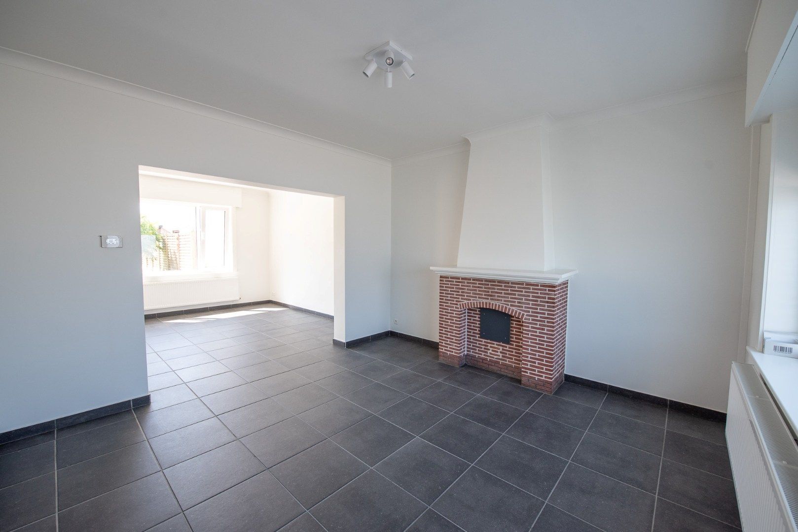 Volledig instapklare woning met 3 slaapkamers en ruime tuin in Zulte foto 9