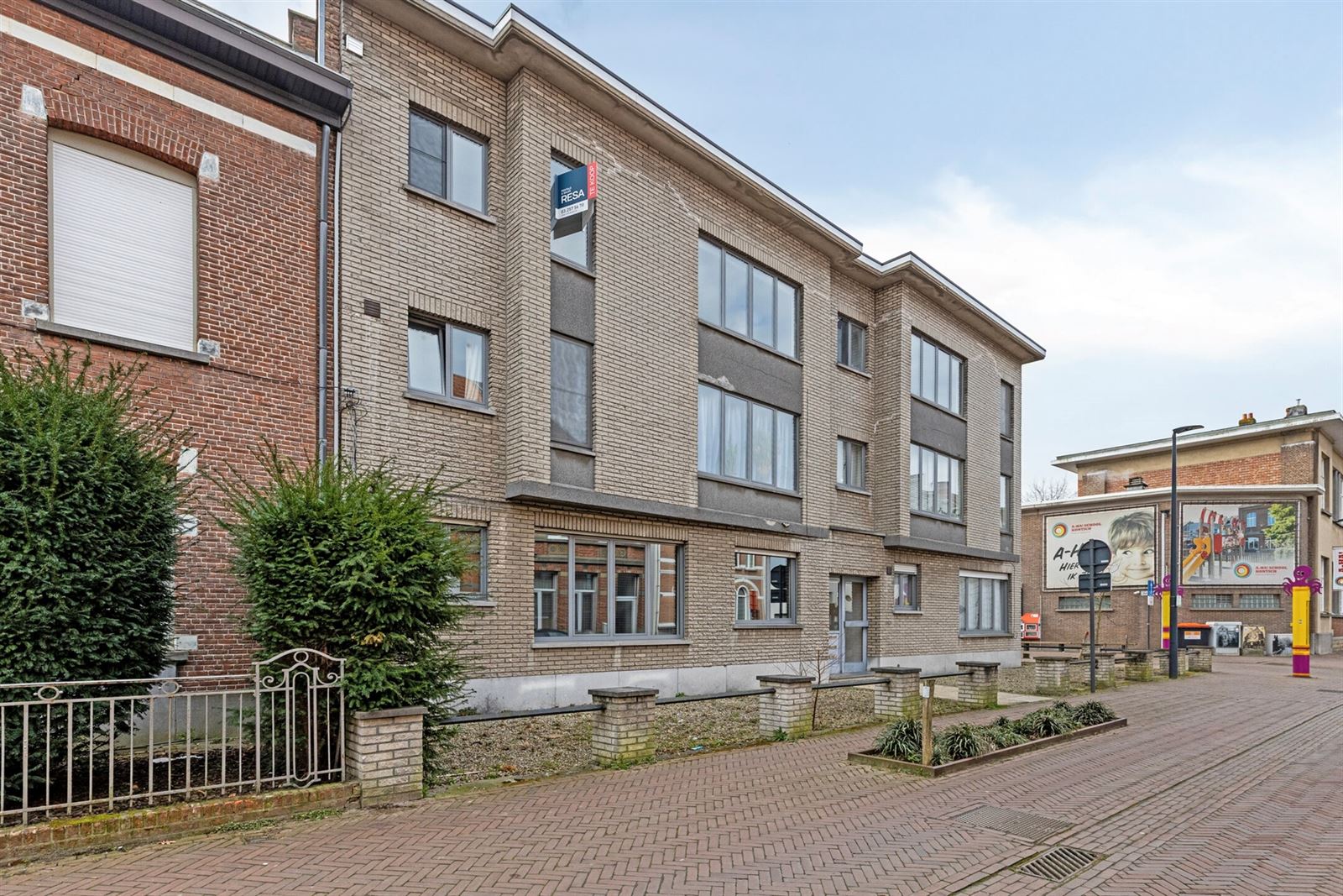 Modern gerenoveerd 2 slaapkamer appart. foto 3