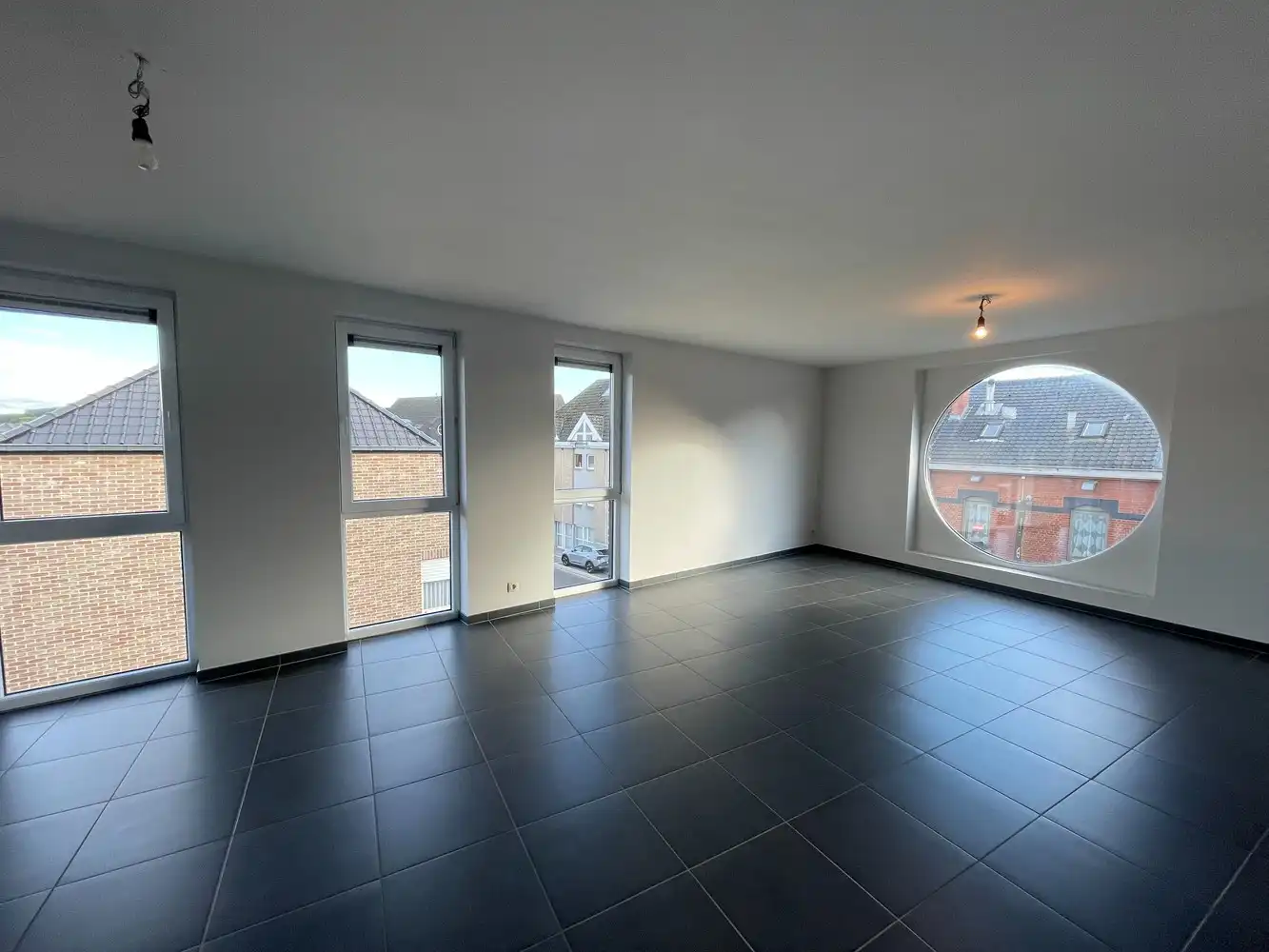 Aangenaam, lichtrijk appartement met overdekt terras en garage foto 6