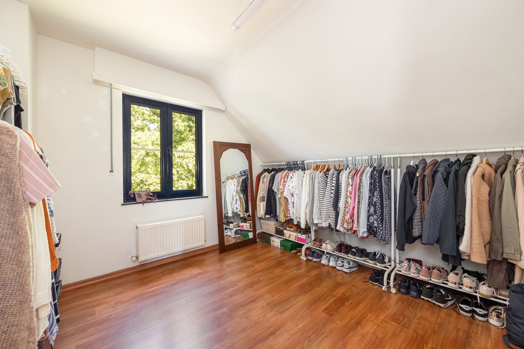 Woning met 5 slaap- + 2 badkamers op de grens met Brasschaat foto 20