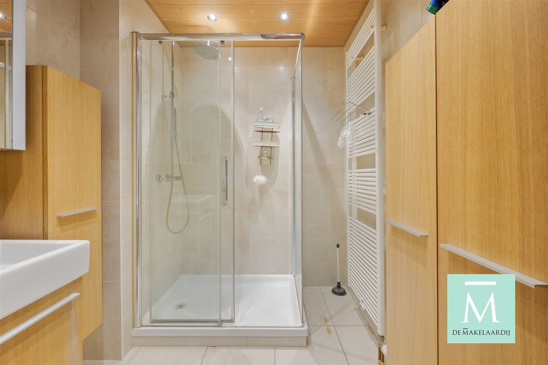 Ruim appartement met 2 slaapkamers en terras in Merksem foto 12