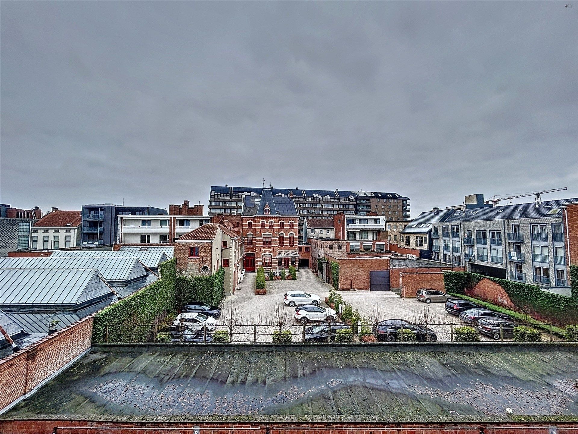 2 slpk-appartement met terras en garagebox op toplocatie foto 7