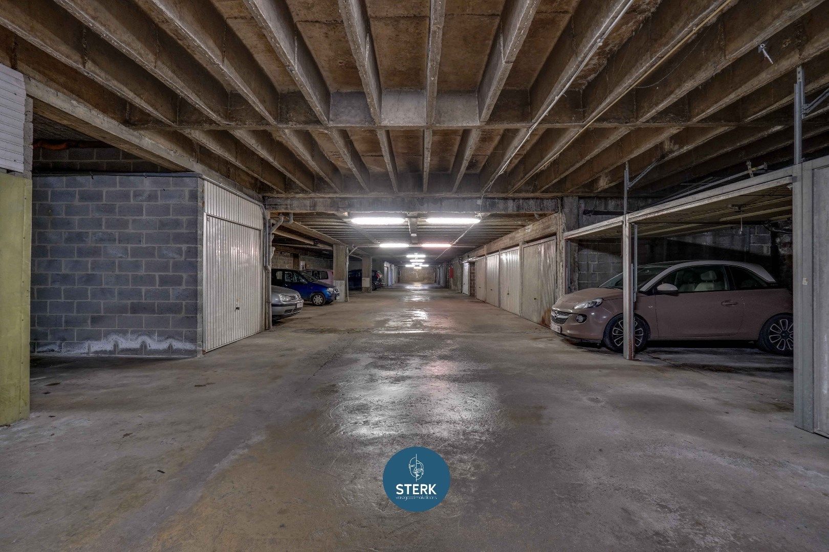 VERHUURD APPARTEMENT OP EEN CENTRALE LOCATIE TE LANAKEN !  foto 10