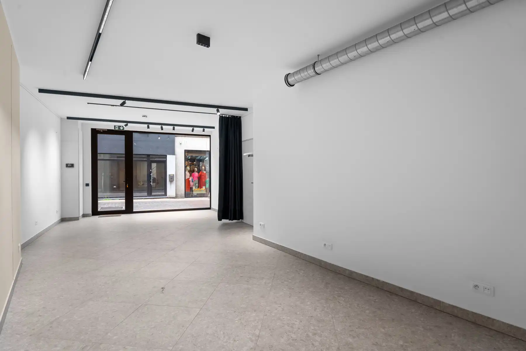 Nieuwbouwhandelsruimte in centrum met uitbreidingsmogelijkheden foto 6