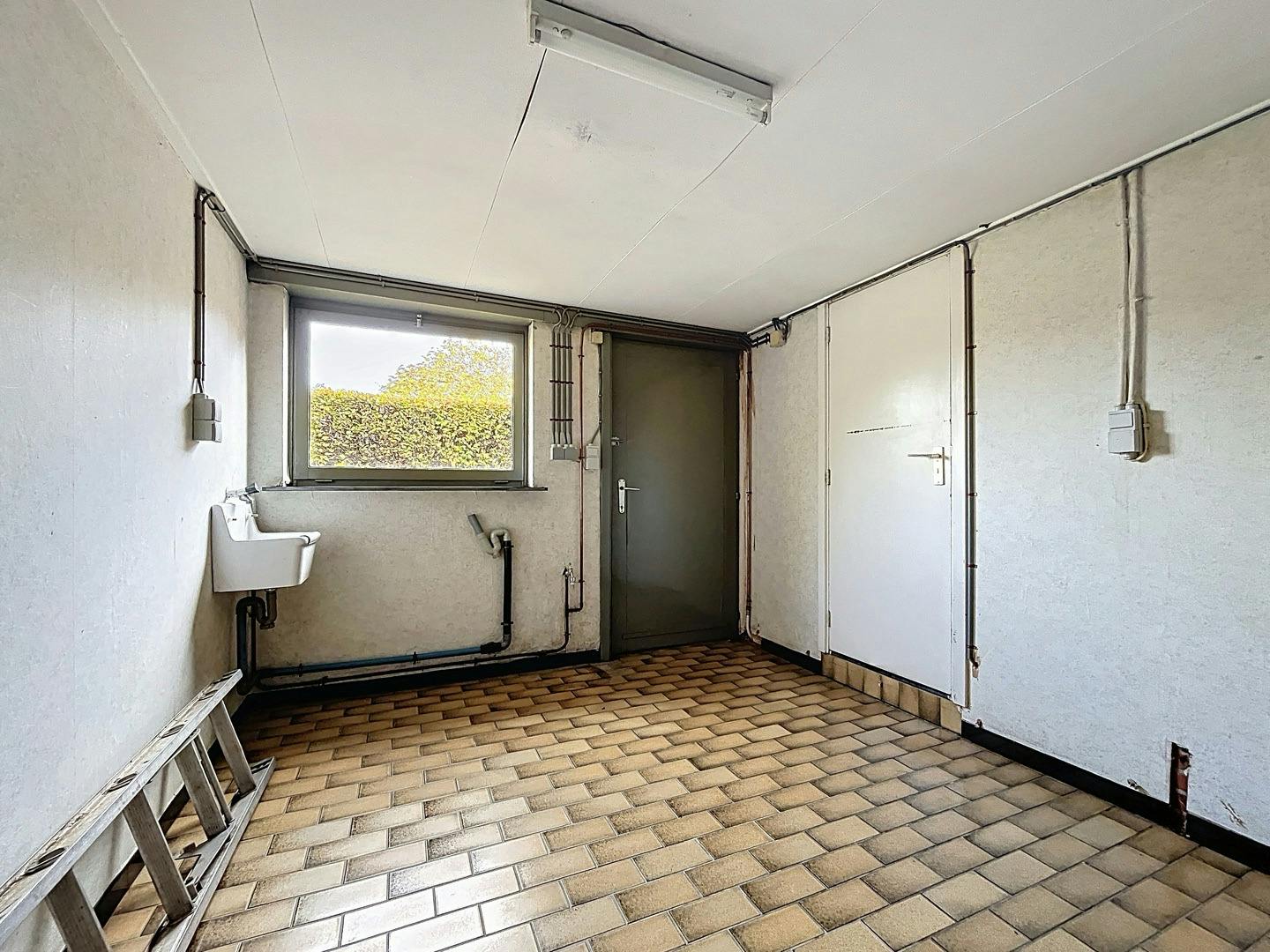 Te renoveren vrijstaande woning in Meer foto 15