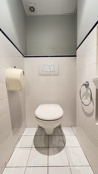 Kantoorruimte met stockageruimte te huur vlakbij klaverblad in Gent foto 19