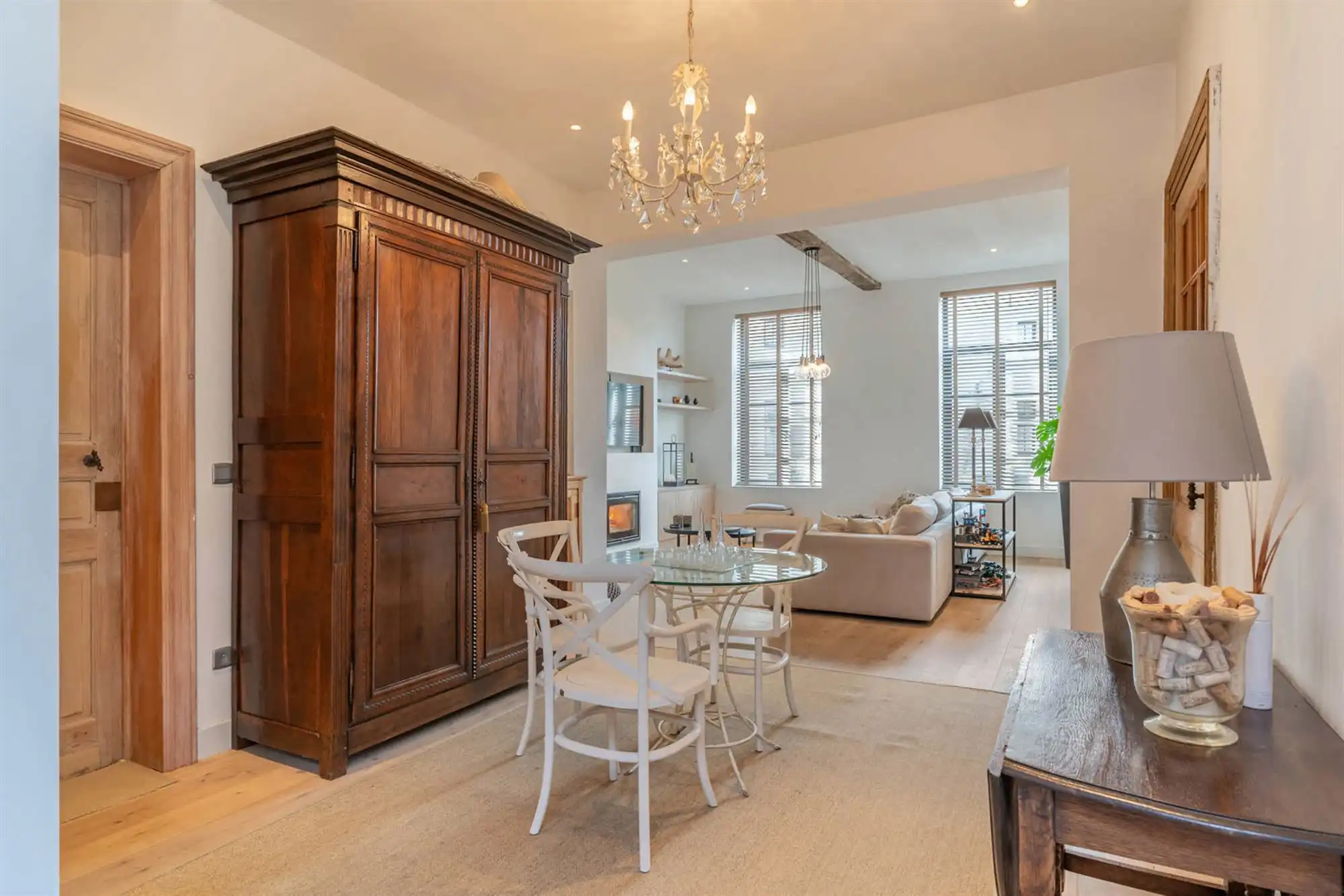 Karaktervolle gerenoveerde woning te Hoegaarden. foto 3