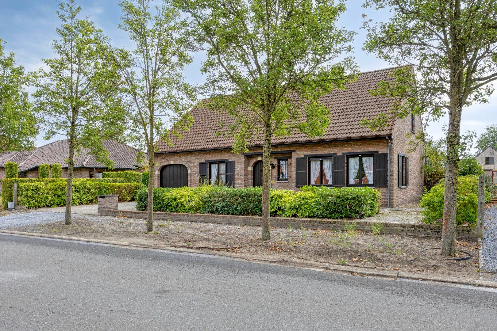 Gelijkvloerse woning met 2 slaapkamers op een mooi Z gericht perceel van 819 m² ! foto 32