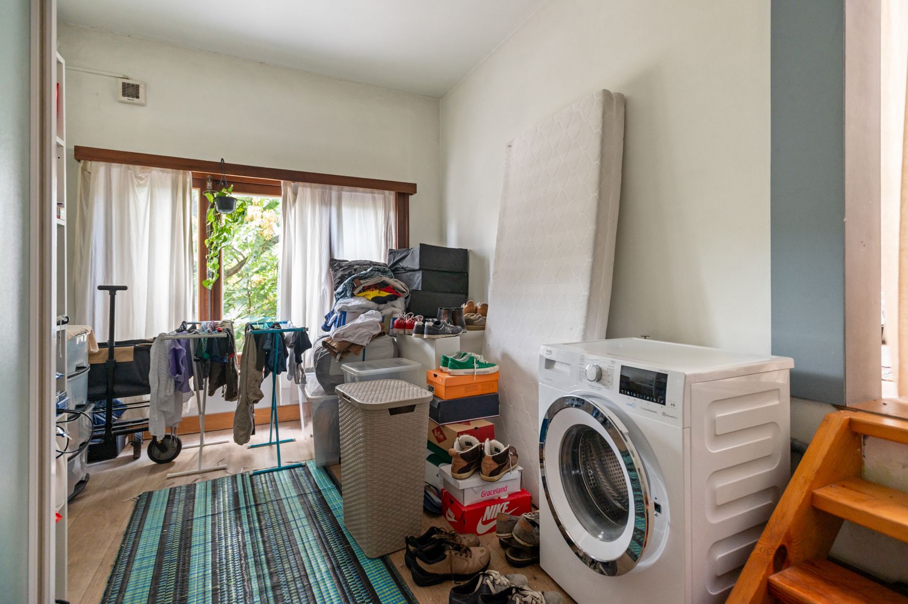 Handelshuis met tuin en stabiele huuropbrengst te koop foto 13