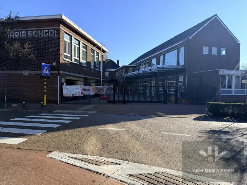 2 slaapkamer appartement in centrum van Zonhoven. foto 9