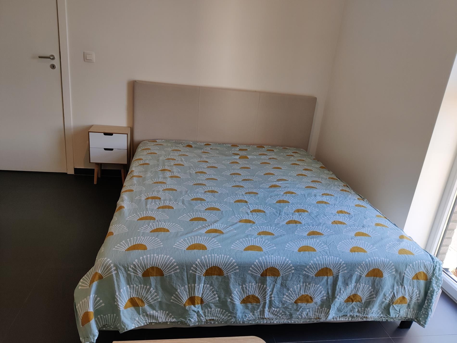 Appartement met 2 slpks en ruim terras, rustig gelegen in Achterbos centrum ! foto 7