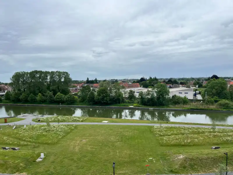 Appartement aan het water met zicht op de vaart inclusief garage foto 19