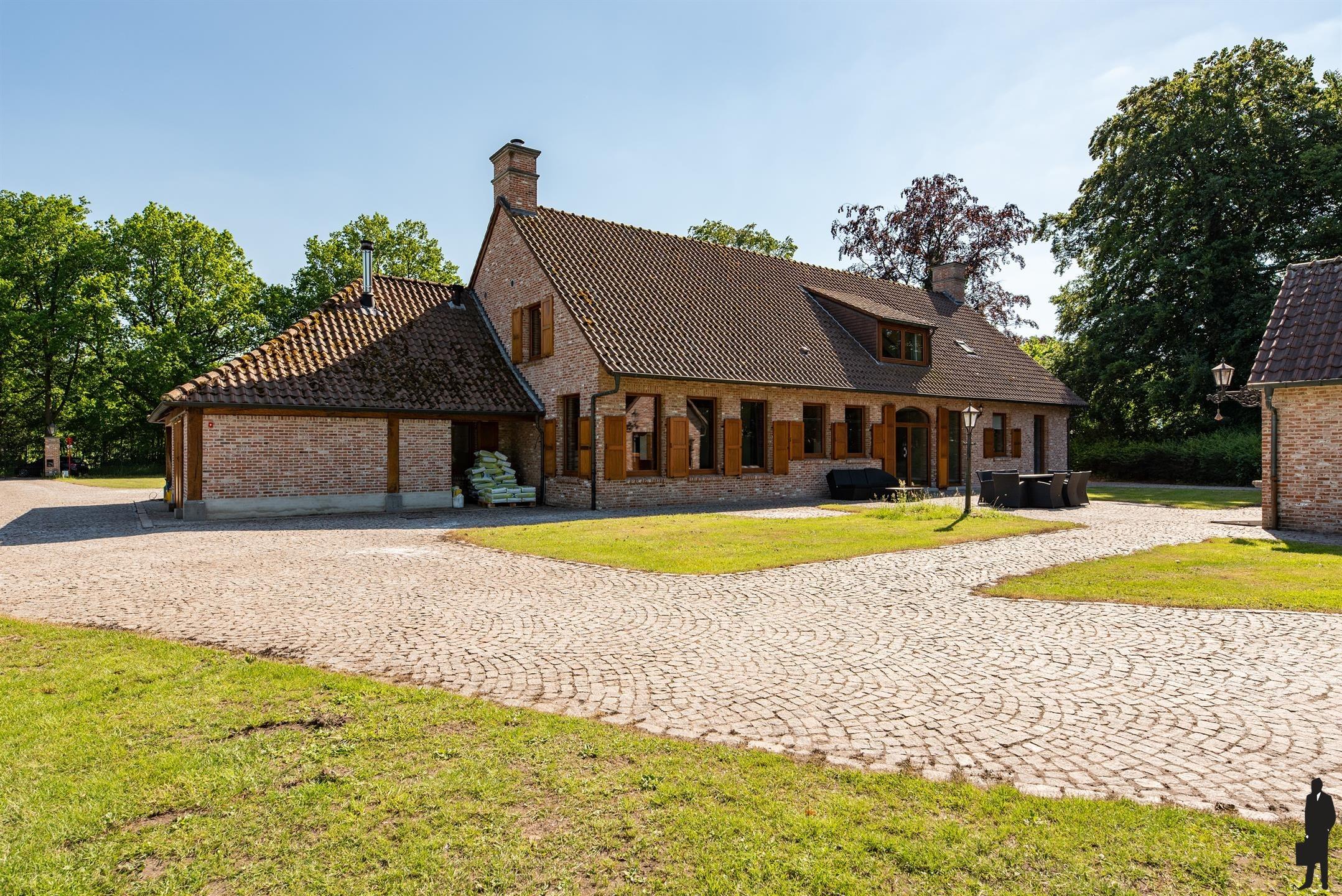 Luxe kangoeroe-villa te Sint-Job met paardenacc. op ca. 1,2 HA! foto 56