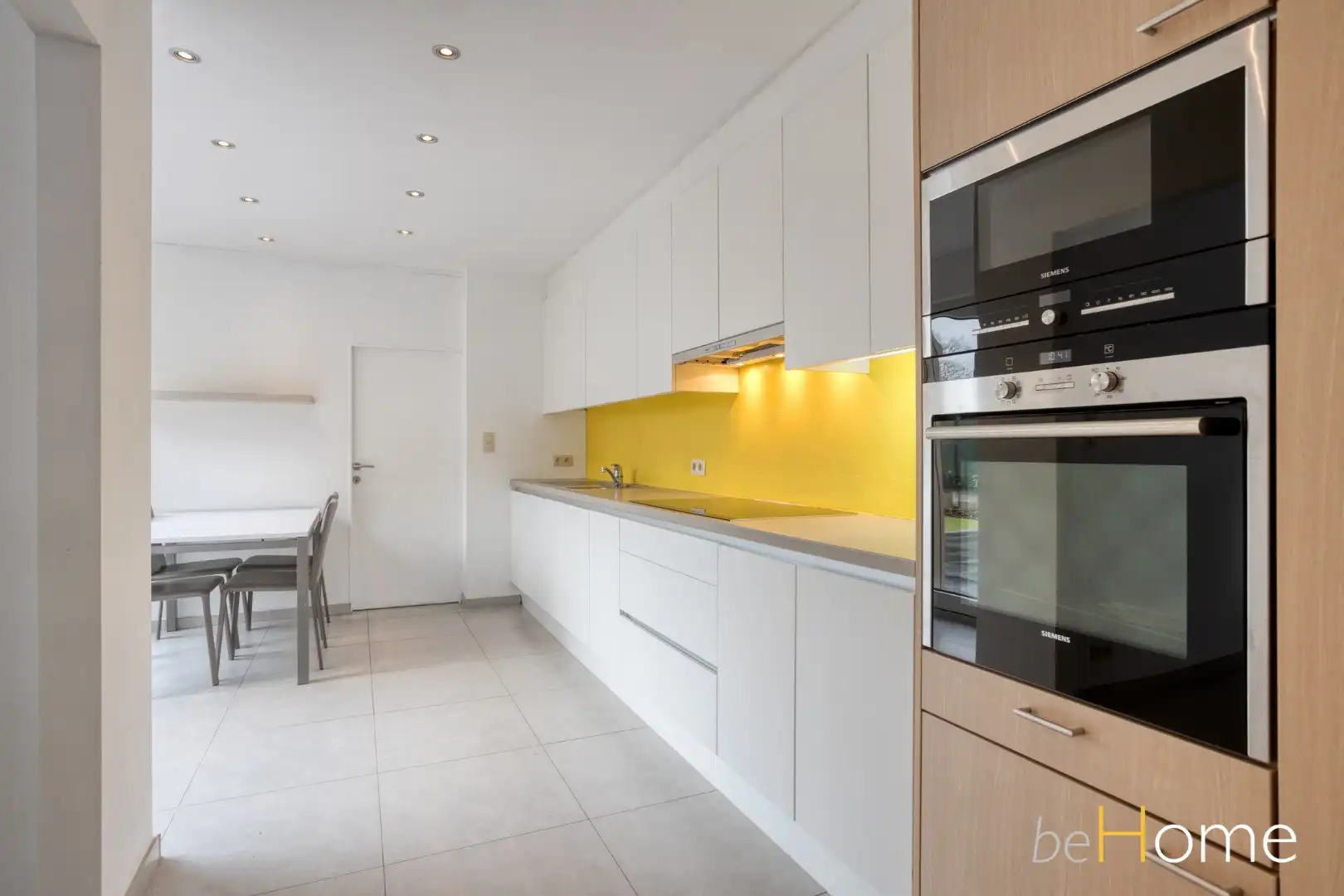 TE HUUR - Instapklare halfopen bebouwing in hartje Merchtem - Welkom Home! foto 11