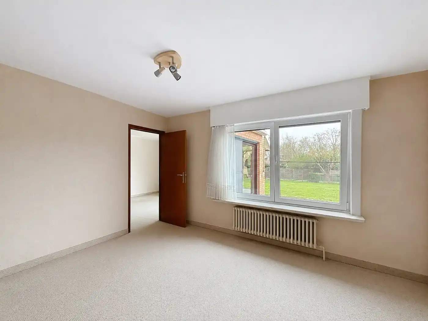 Prachtig gelegen appartement met 1 slaapkamer en riante tuin   foto 5