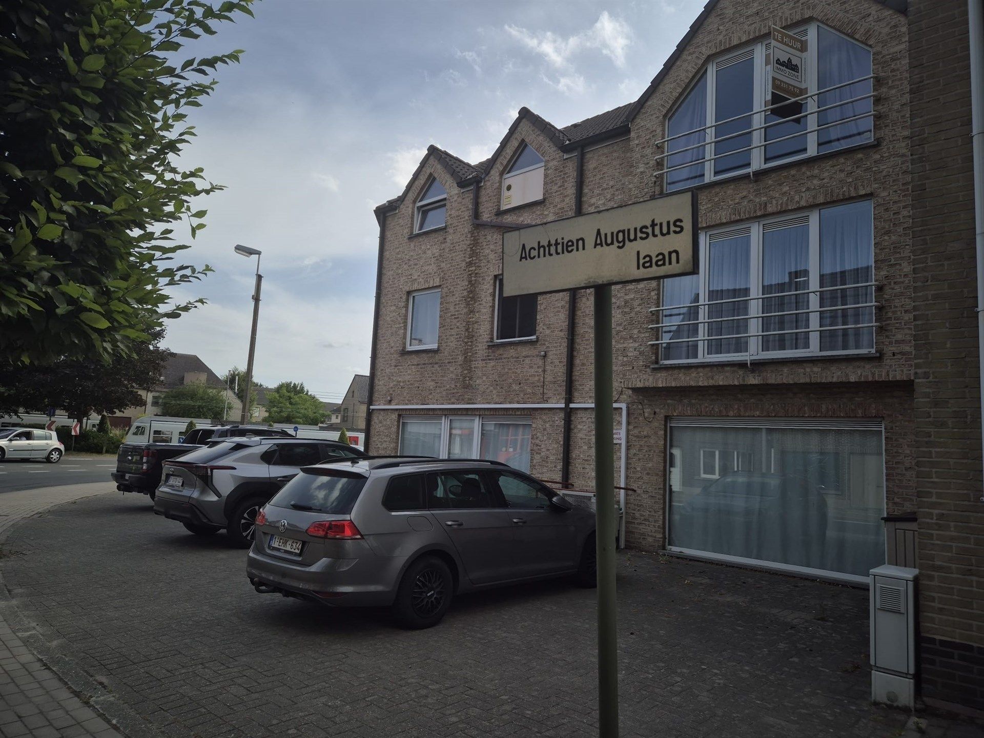 Gunstig gelegen 2 slaapkamer appartement op de tweede verdieping. foto 21