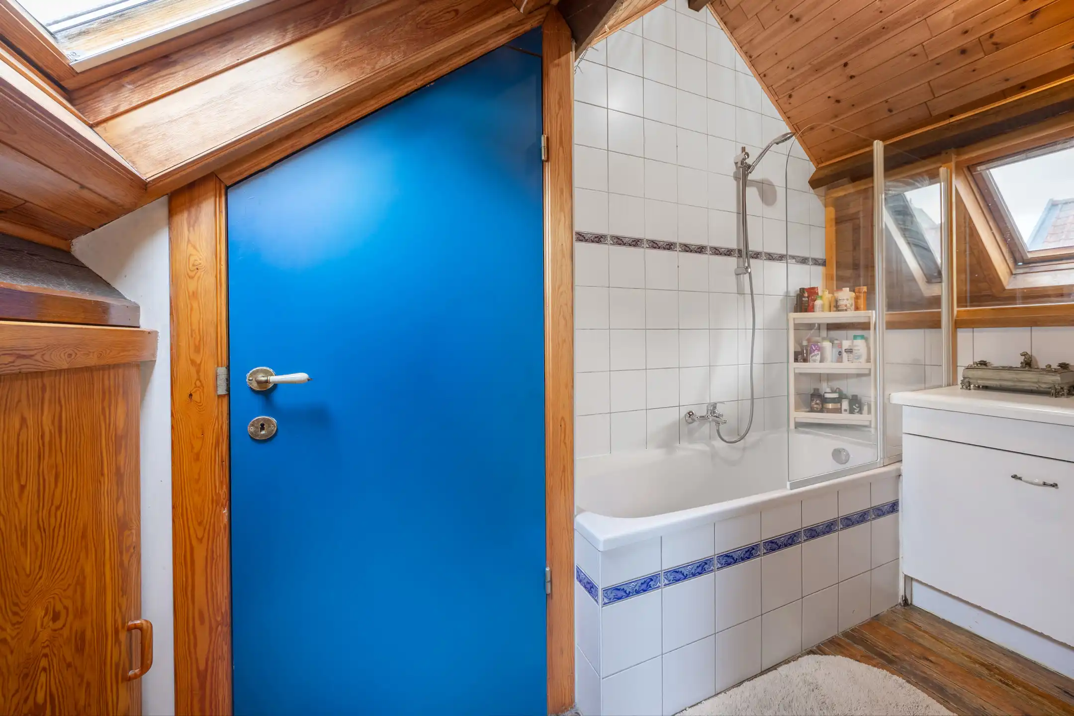 Leuke stadswoning met terras op toplocatie.  foto 15