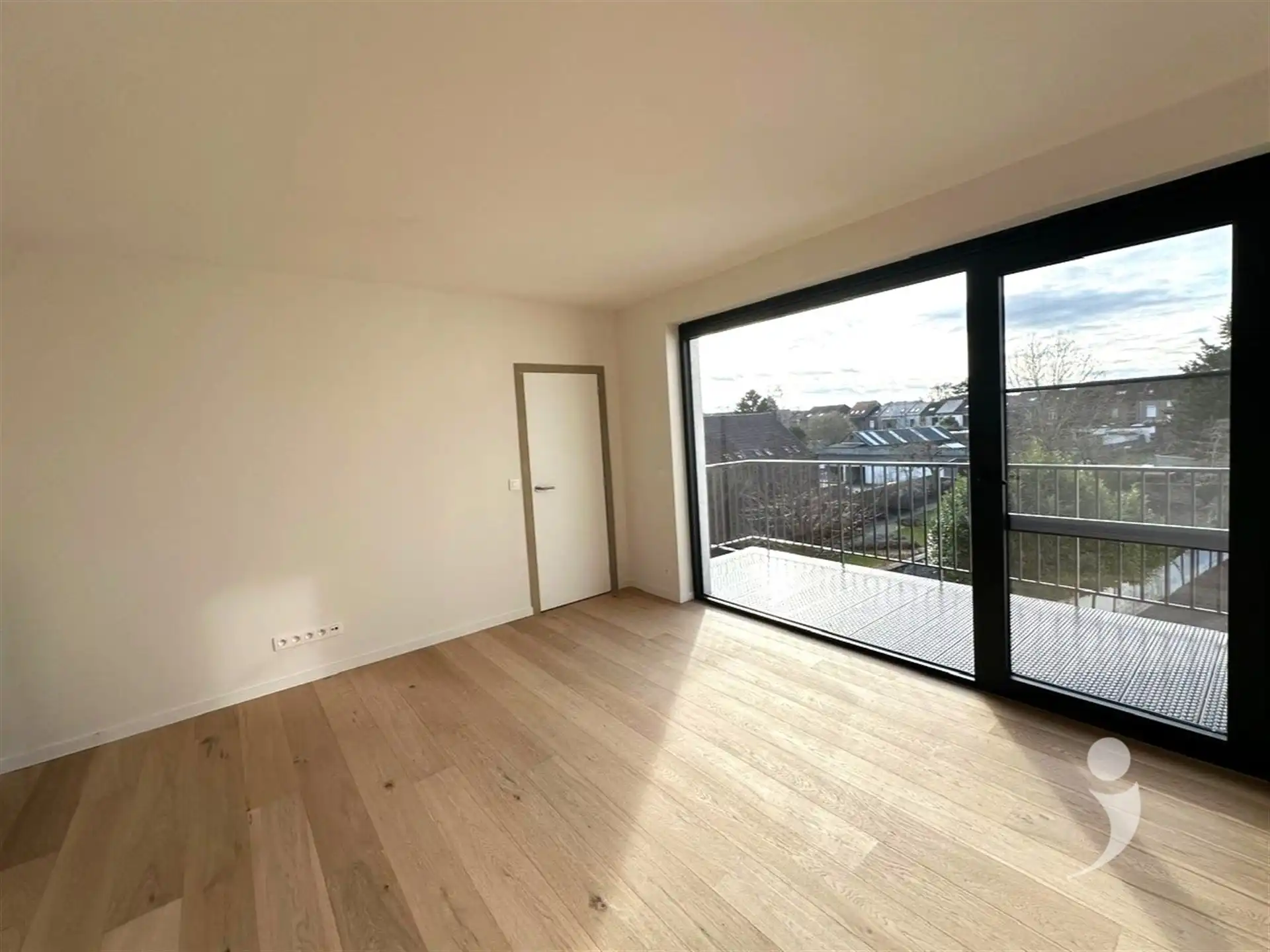 Knap vernieuwbouwappartement foto 4