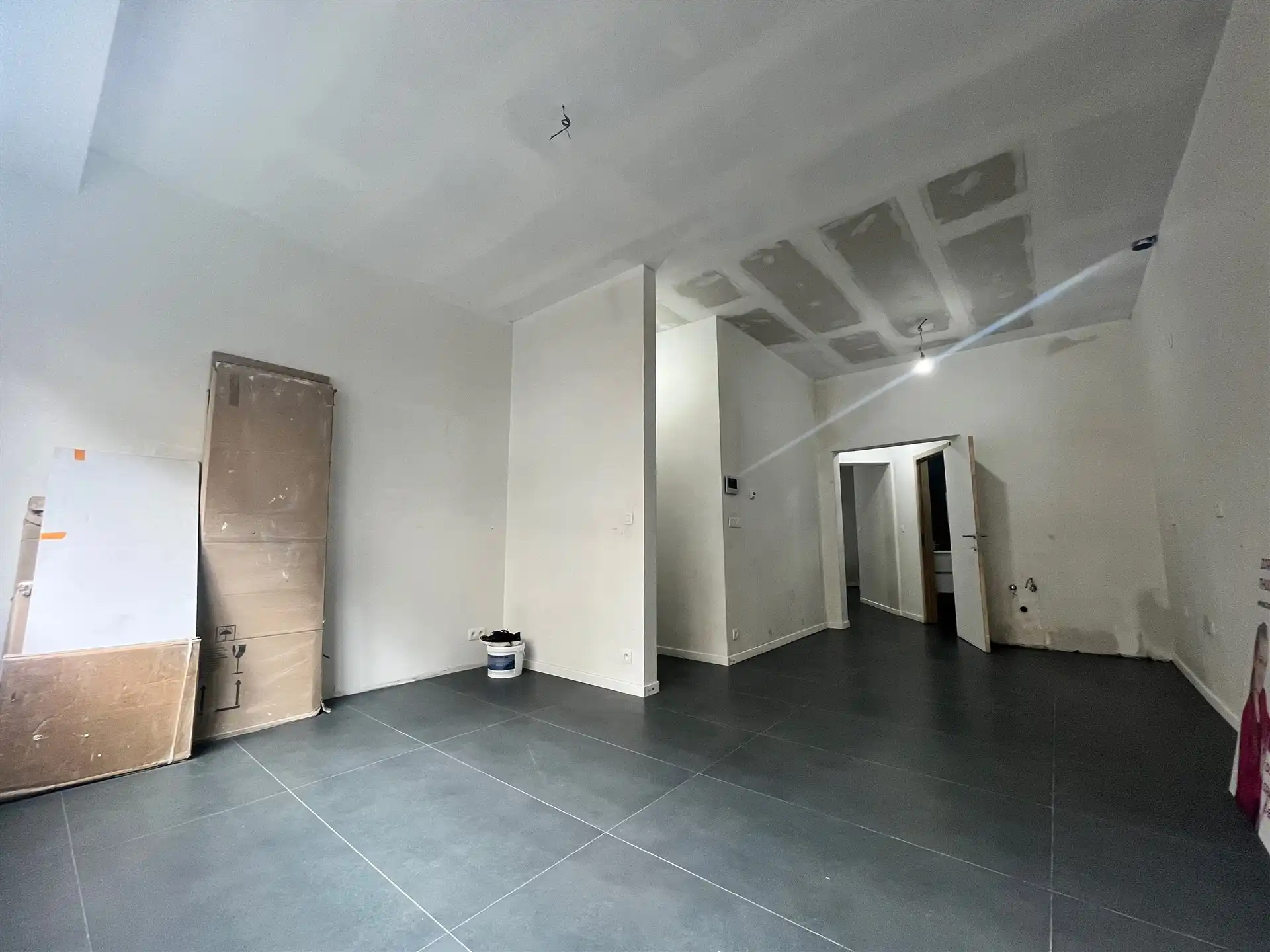 Appartement met ruime slaapkamer! foto 2