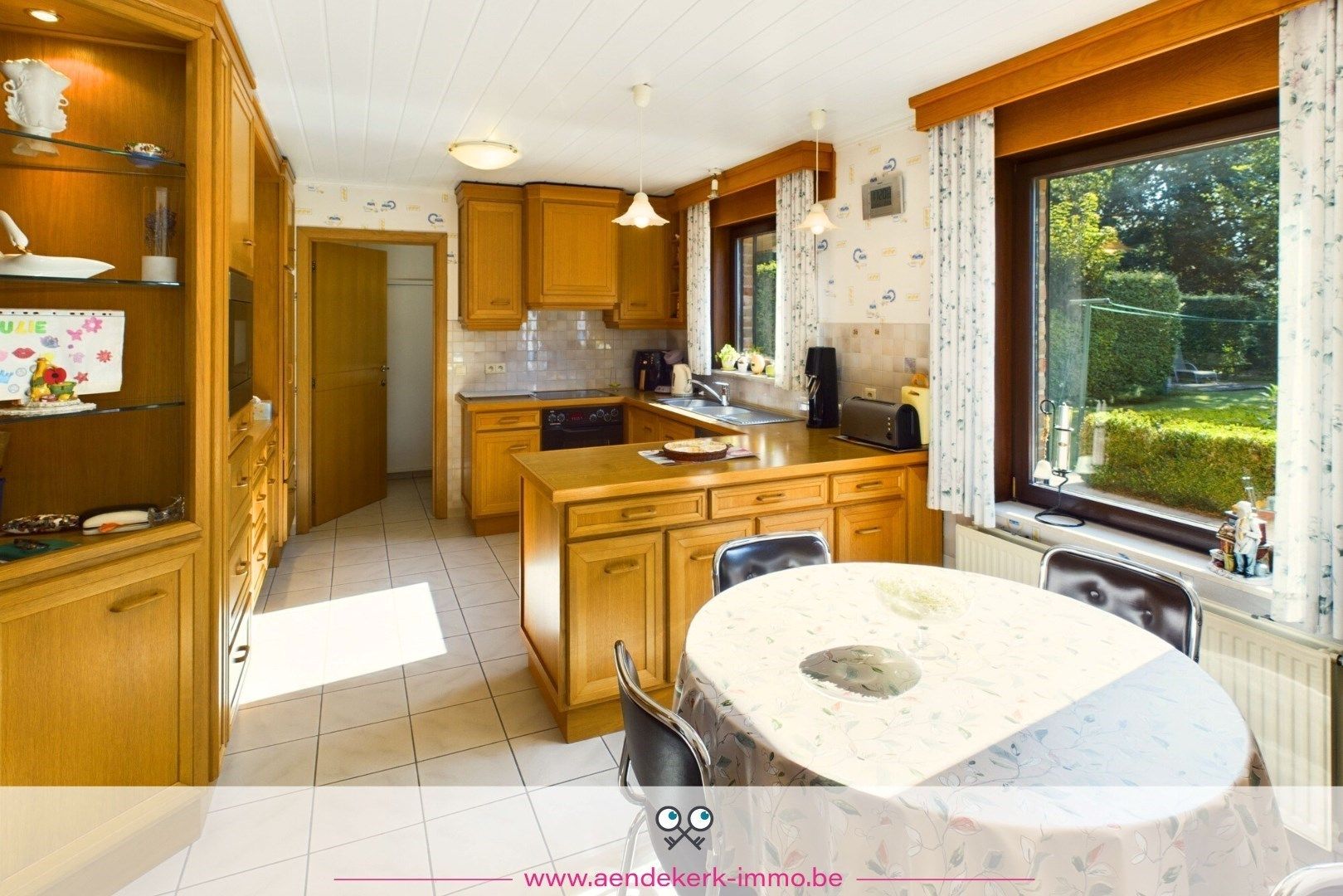 Charmante, perfect onderhouden, woning met tuin en garage in Gruitrode foto 11