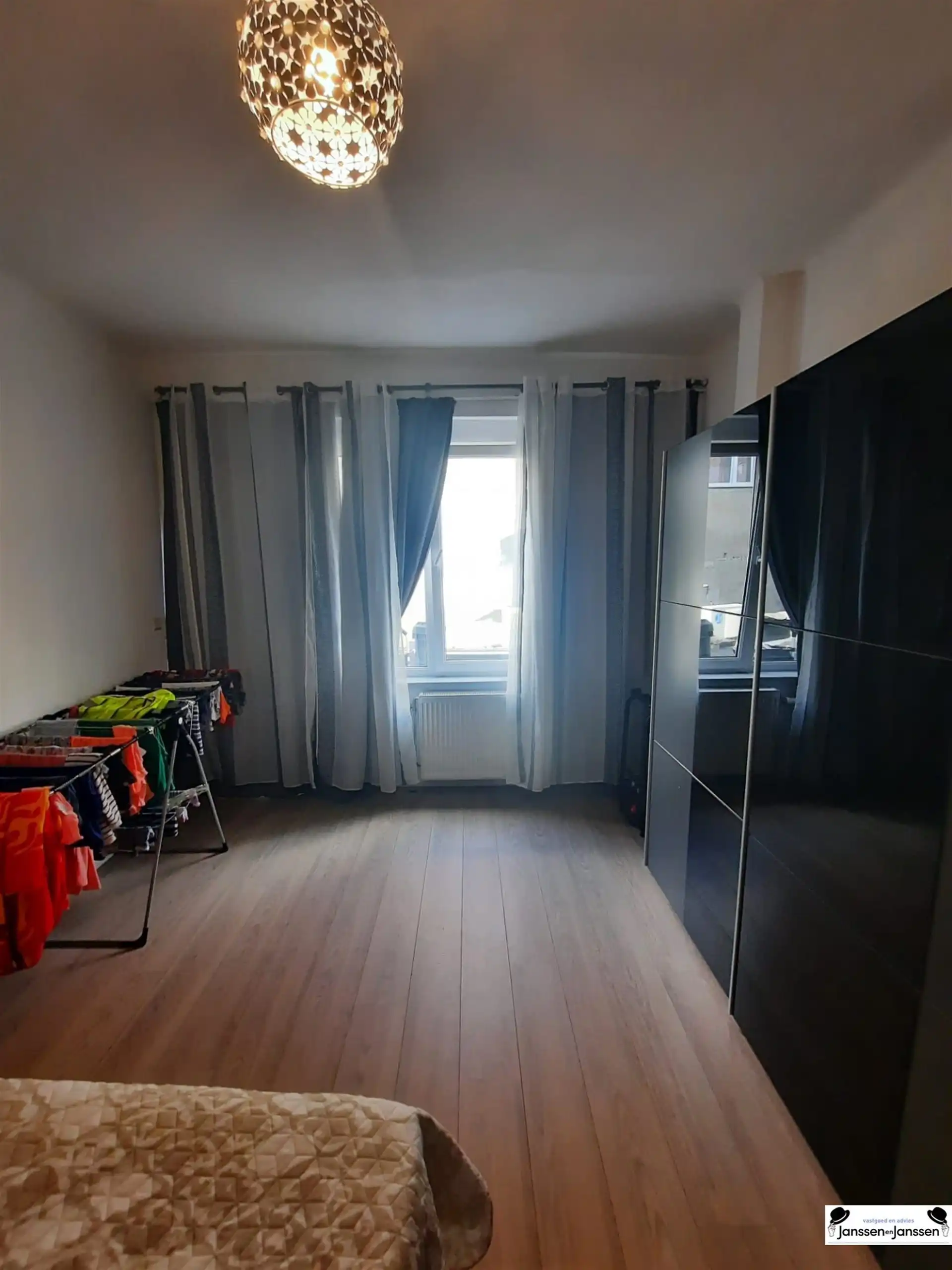 Twee slaapkamer appartement op de eerste verdieping in Antwerpen foto 11