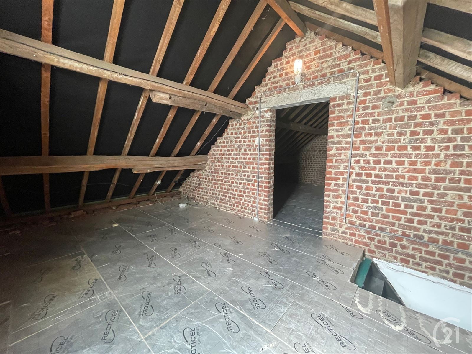 Op te frissen gezinswoning met tuin, garage en schuur op 15 are86 foto 13