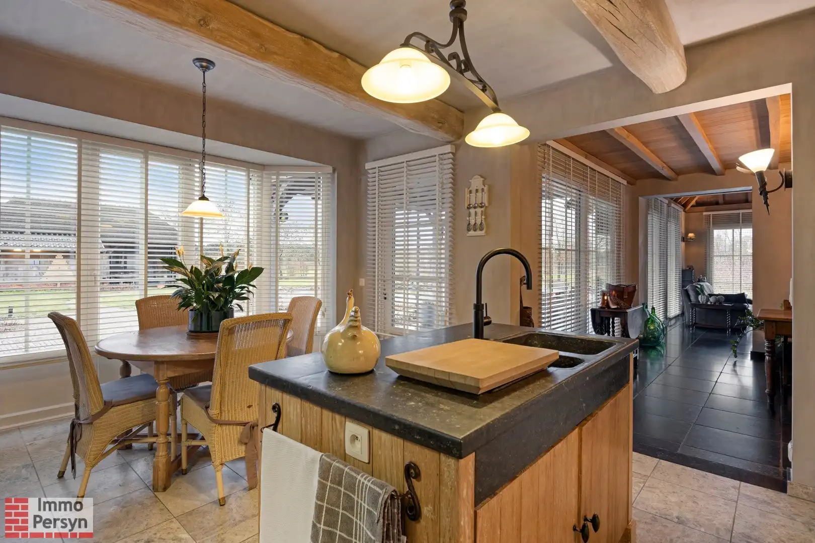 Exclusieve villa op 1,2ha in het groene Langdorp foto 15