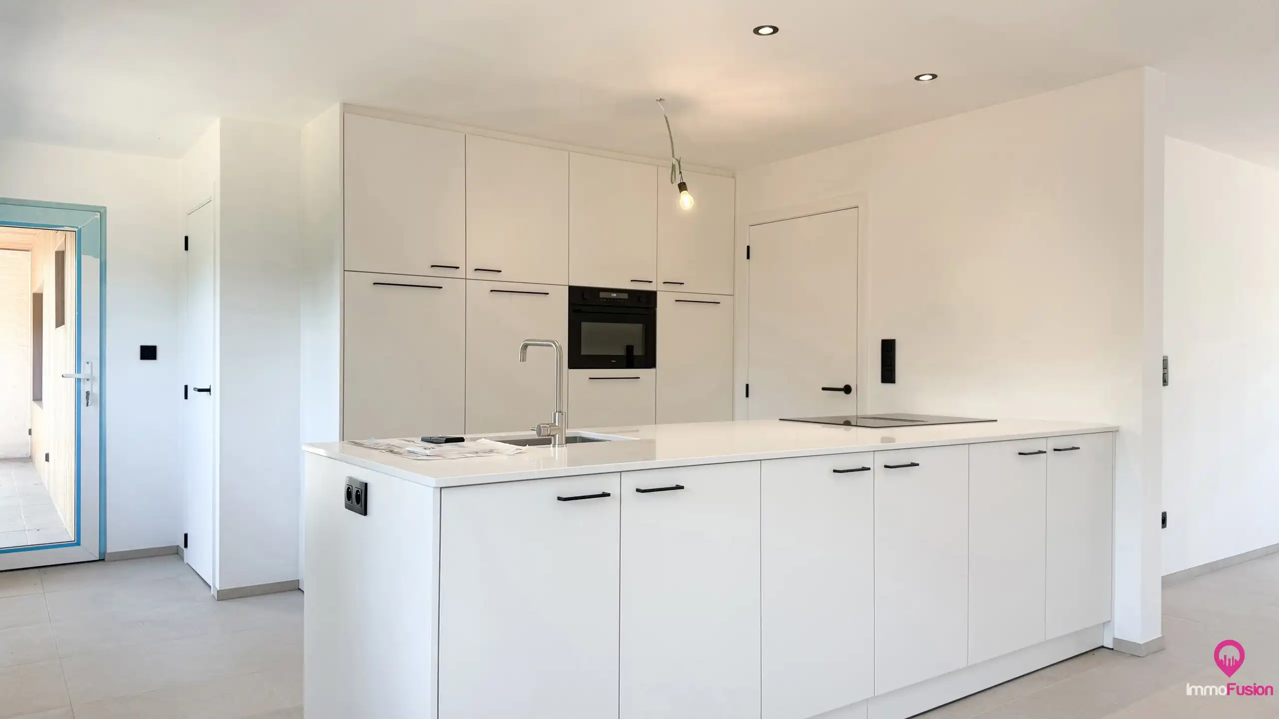 Totaalgerenoveerde, instapklare woning met 3 slpks te Zolder foto 8