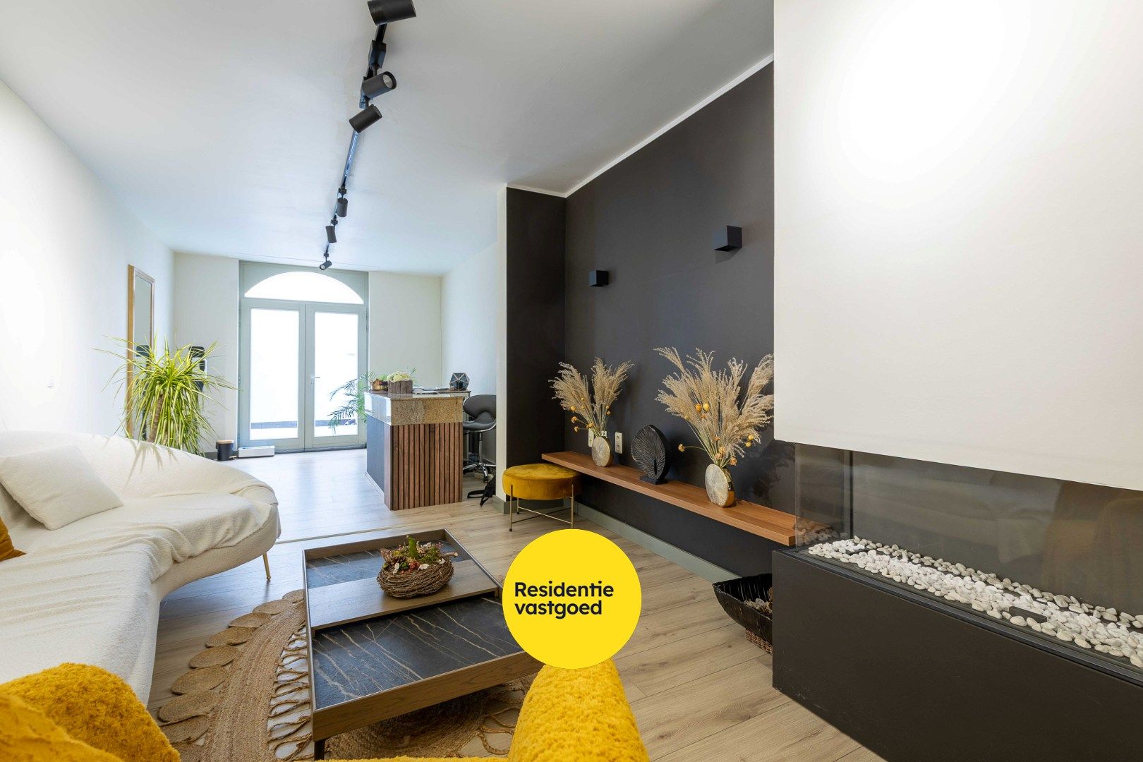 Uniek gerenoveerd pand met 3 entiteiten in hartje Nieuwpoort. foto 4