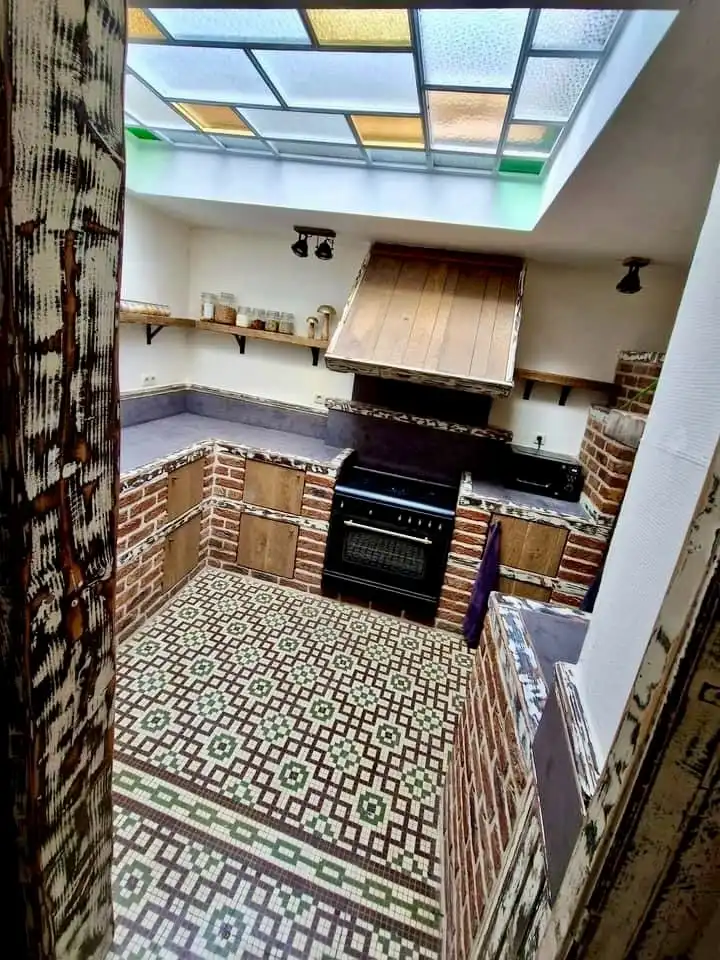 INSTAPKLARE STADSWONING MET DIRECT RENDEMENT IN HET HART VAN DE STAD foto 8