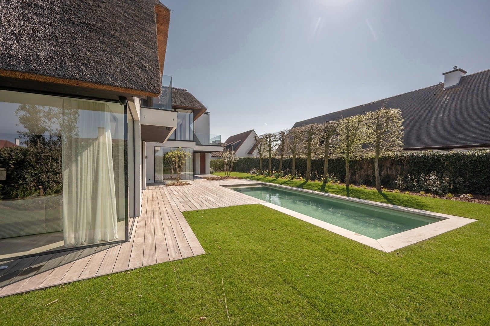 Uitzonderlijke luxueuze nieuwbouwvilla met zwembad in een residentiële buurt te Knokke foto 79