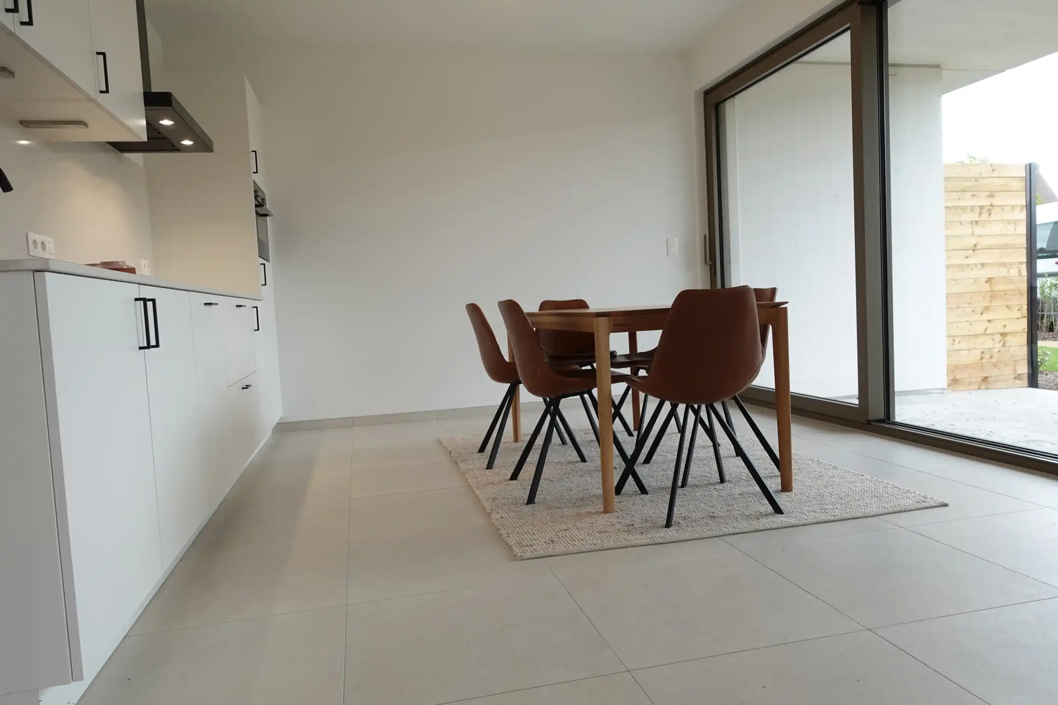 Knap energiezuinig appartement met tof terras foto 25