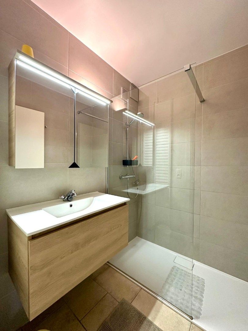 Gemeubeld 2-slaapkamerappartement op rustige ligging te Wenduine foto 10