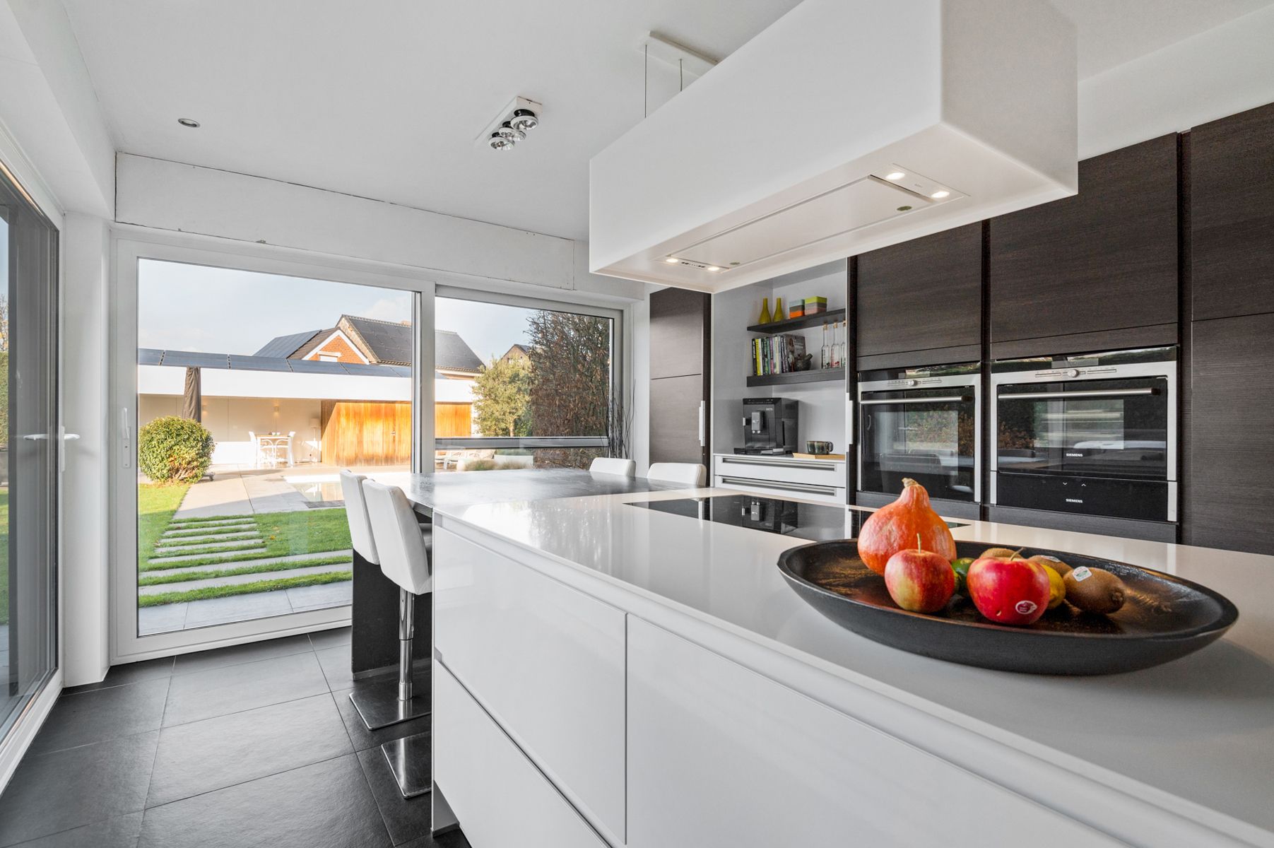 Energiezuinige villa met zwembad in een doodlopende straat. foto 13