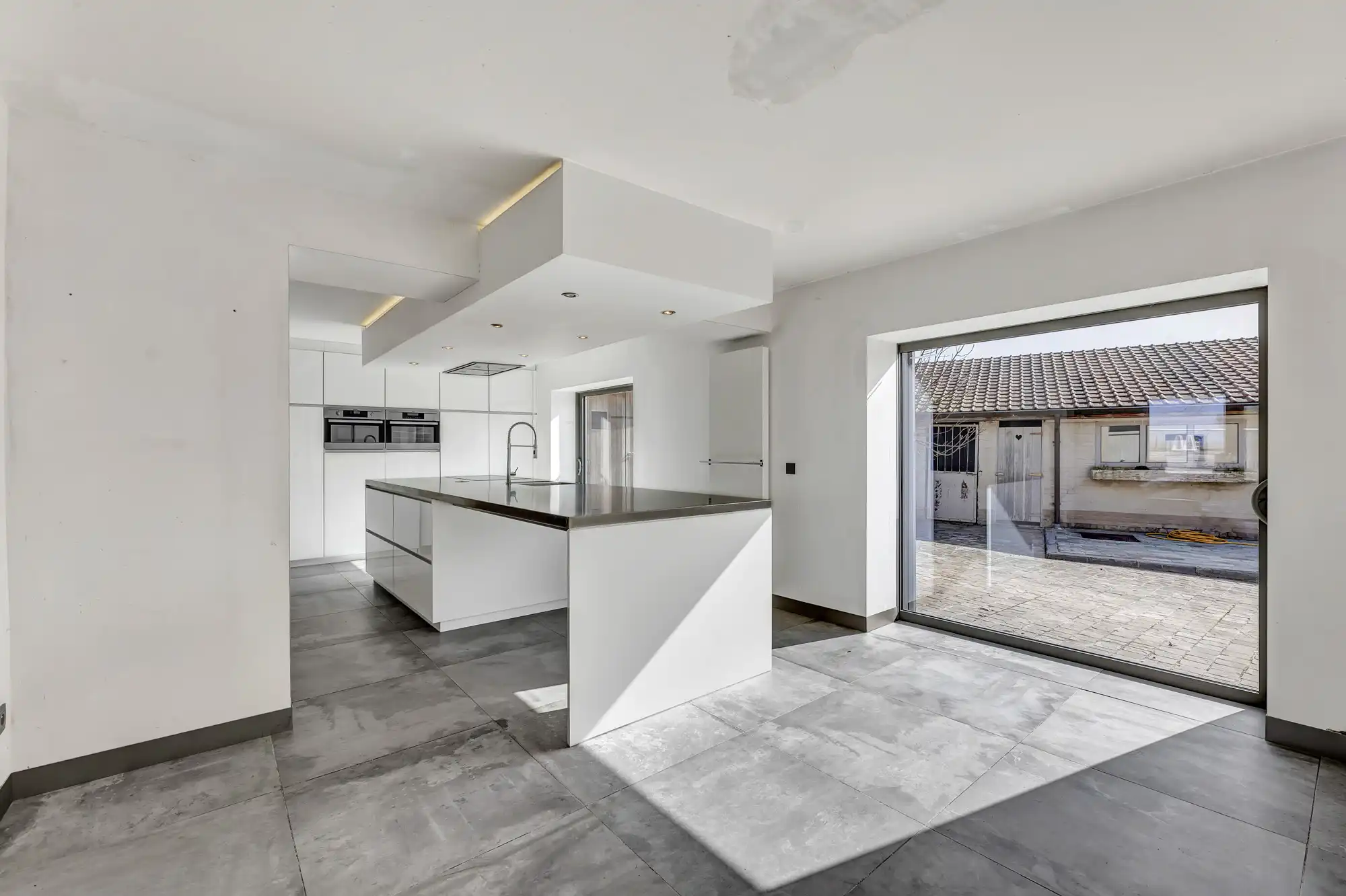 Hoeve te koop met 4 slaapkamers op prachtig perceel foto 10