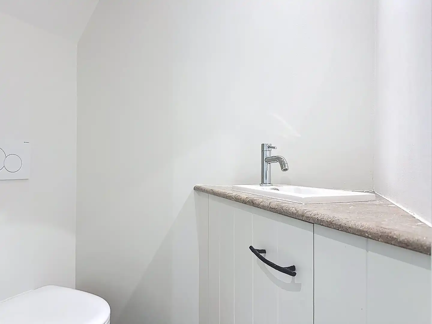 Sfeervolle en luxe tussenwoning in Zuidzande met vrij zicht over de velden foto 37