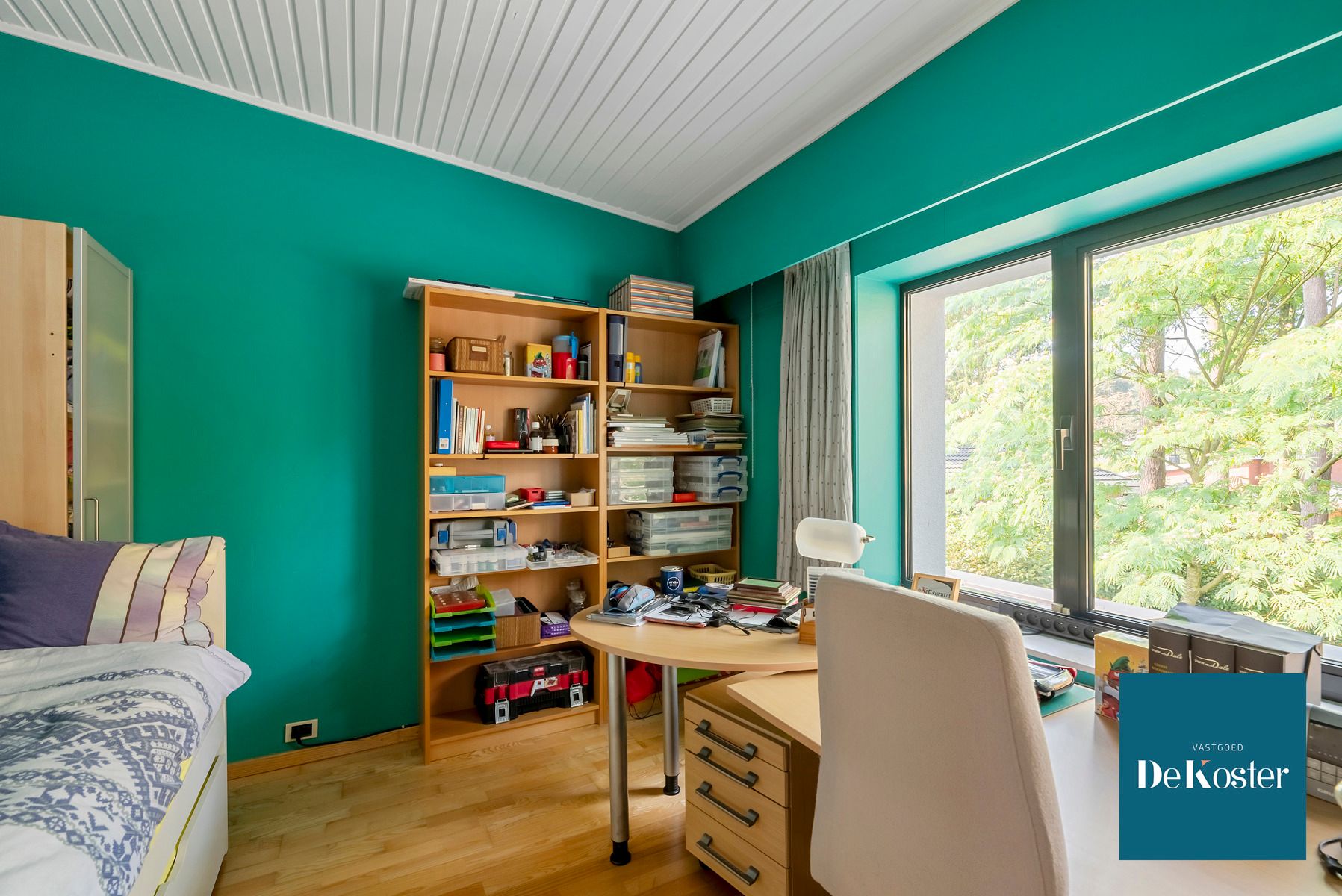 Gerenoveerde woning met aparte kantoorruimte foto 22