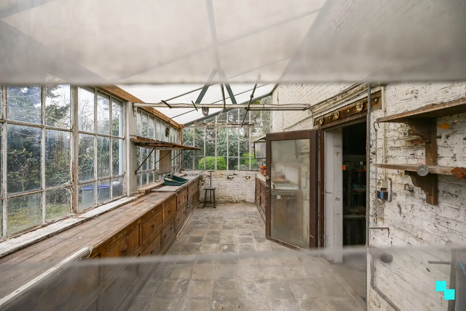 Karaktervolle villa met zonnige tuin/bijgebouw en unieke charme foto 18