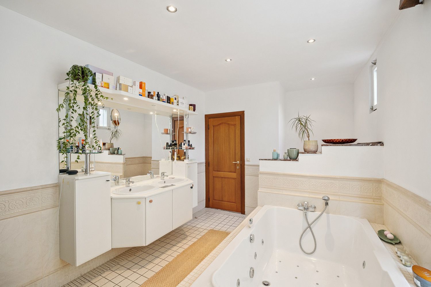 Instapklare en lumineuze herenwoning boordevol charme met aangename stadstuin in de Groenenhoek op de grens Borgerhout/Berchem- tot 5 slaapkamers foto 29