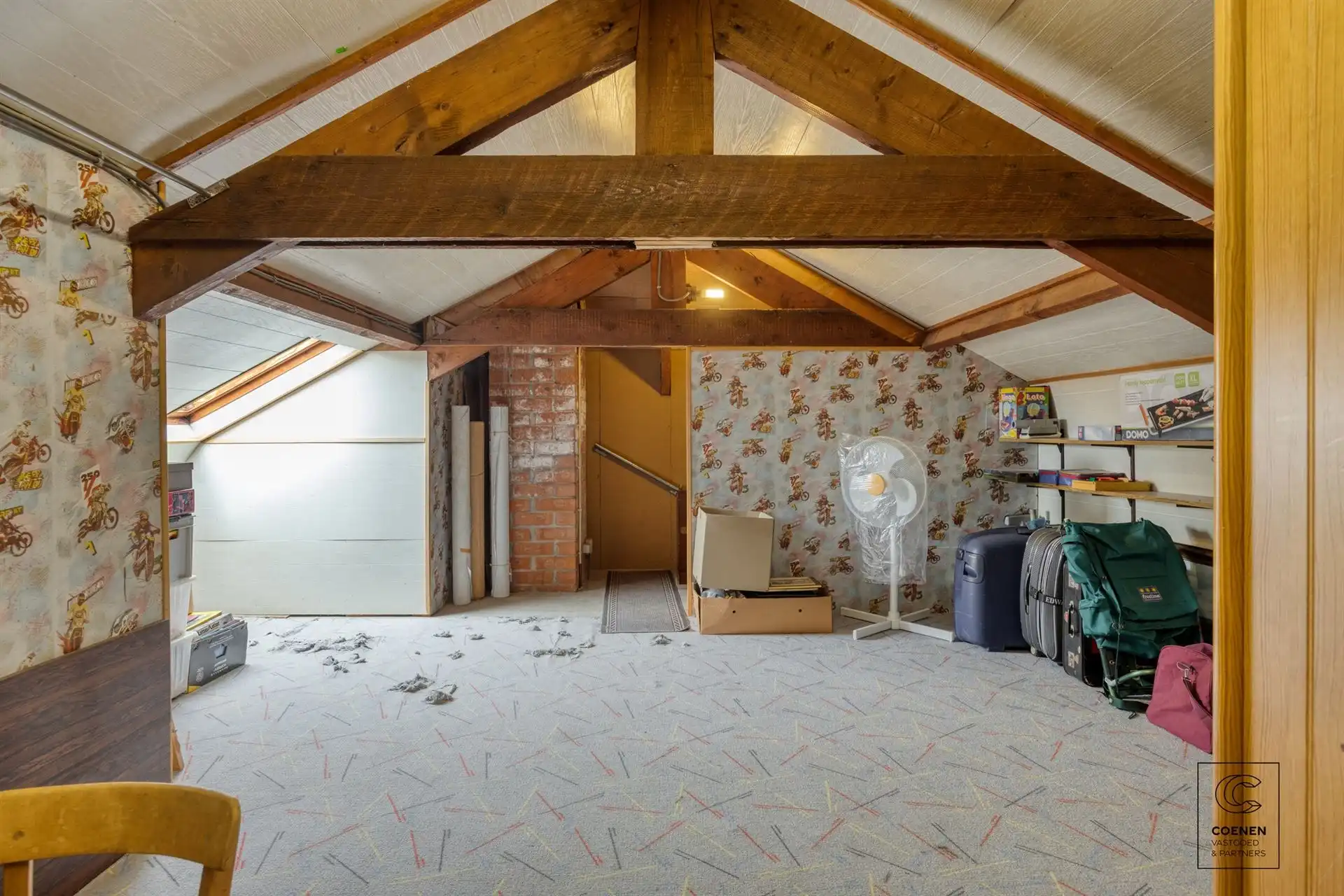 Charmante gezinswoning van 196 m², 3 slpks en 3 garages! foto 23