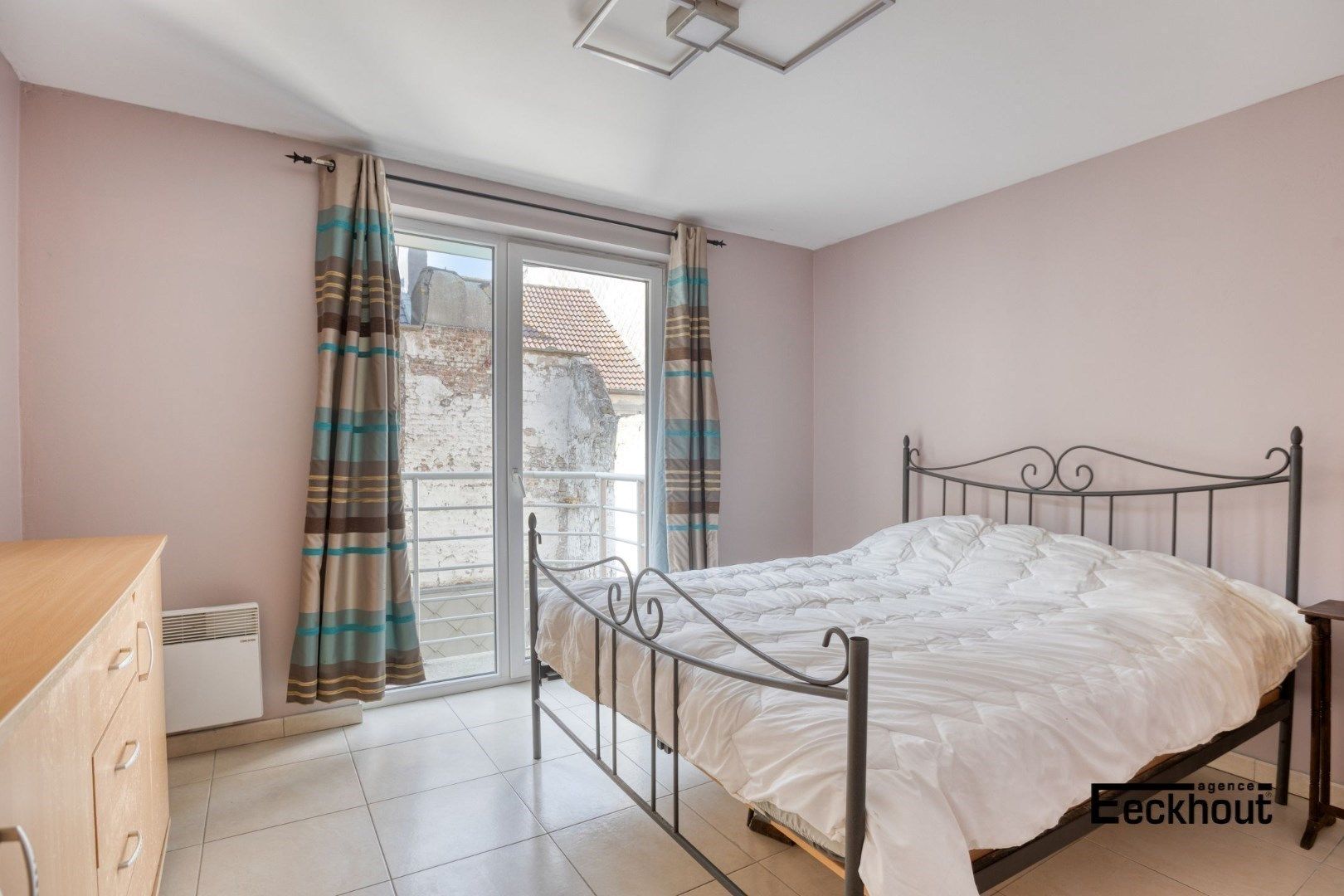 Ruim (100 m²) & instapklaar appartement in het centrum van Oostende! foto 7