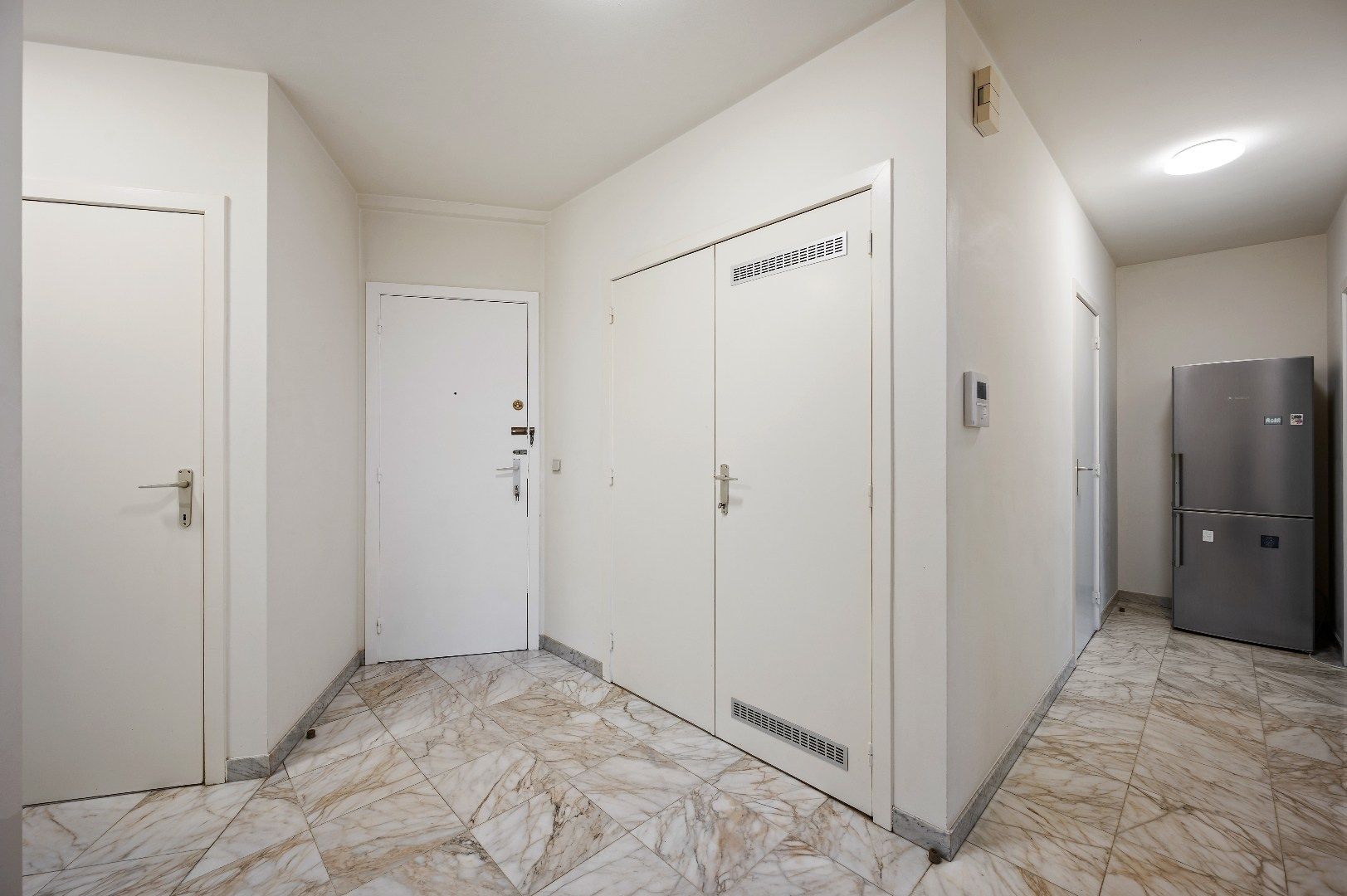 Instapklaar appartement te centrum Tienen foto 12