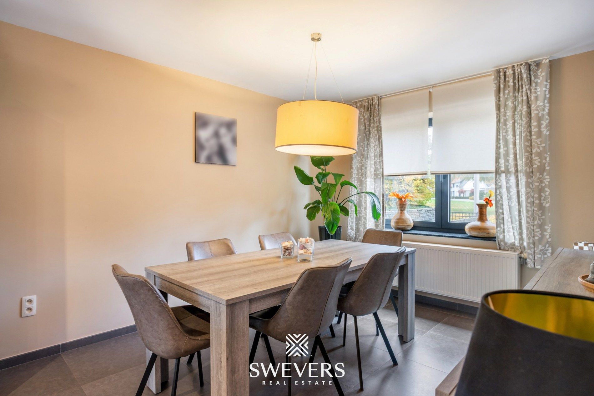 Ruime, instapklare woning met drie slaapkamers en prachtige tuin foto 9