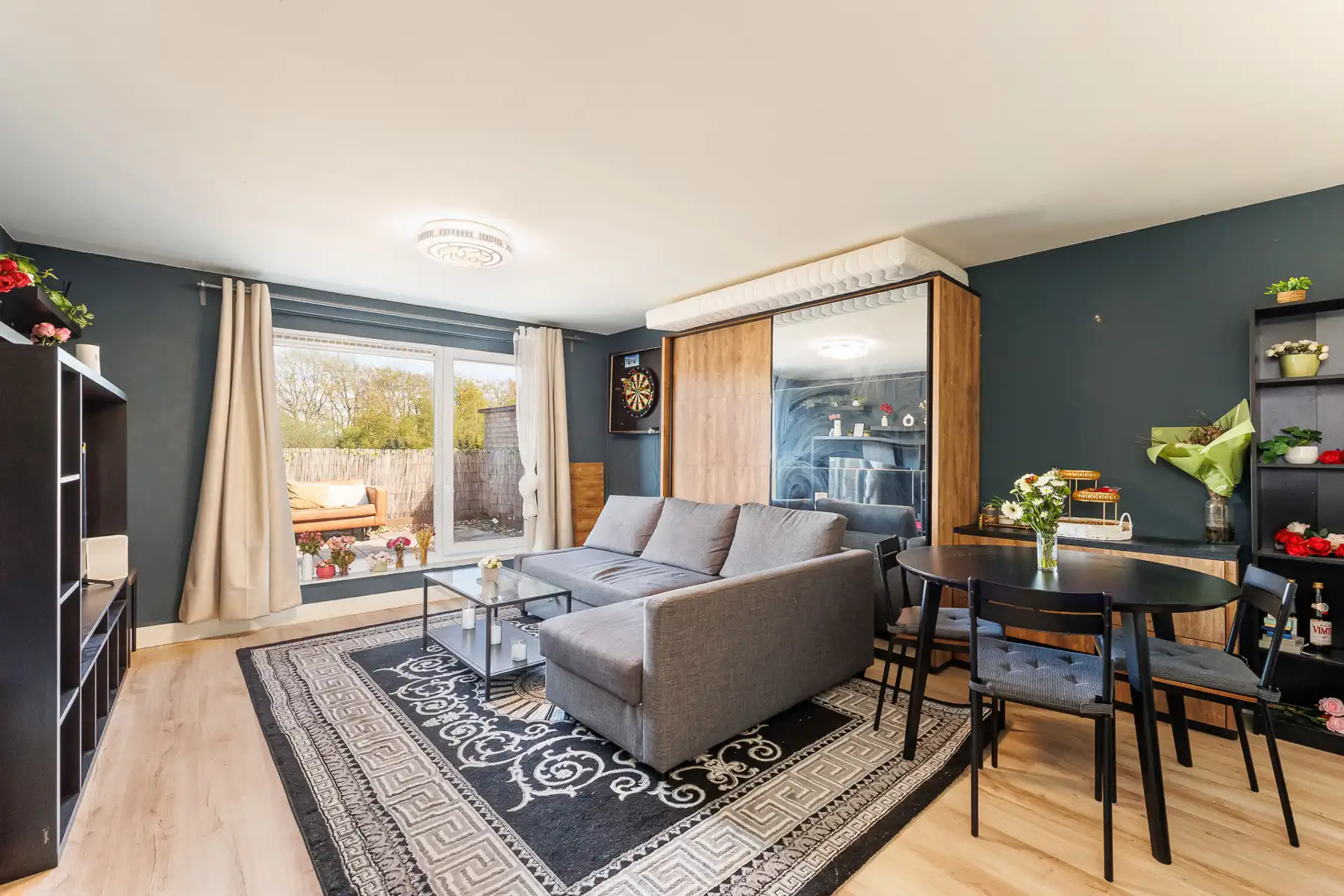 Dakappartement met 1 slaapkamer en ruim terras in Malle foto 8