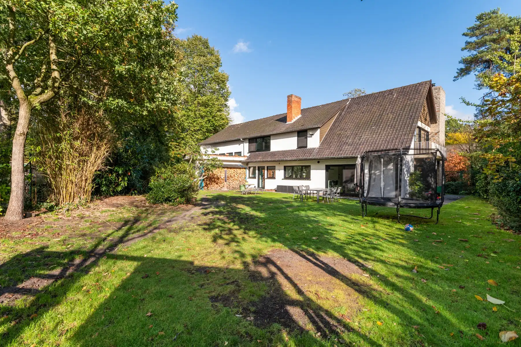 Veelzijdige villa met garage/magazijn van ca. 101 m foto 31