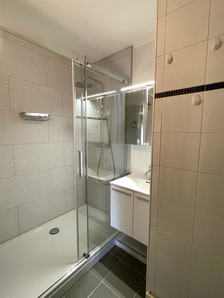 Rustig gelegen 3-kamerappartement MET garagebox foto 12