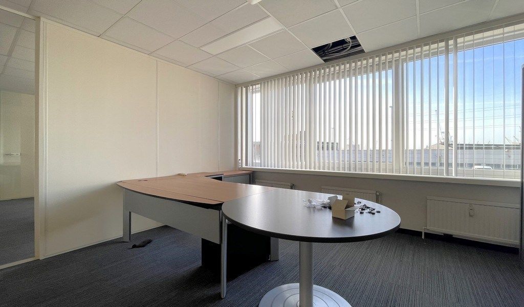 Kantoorruimte te huur in Maritime House foto 9
