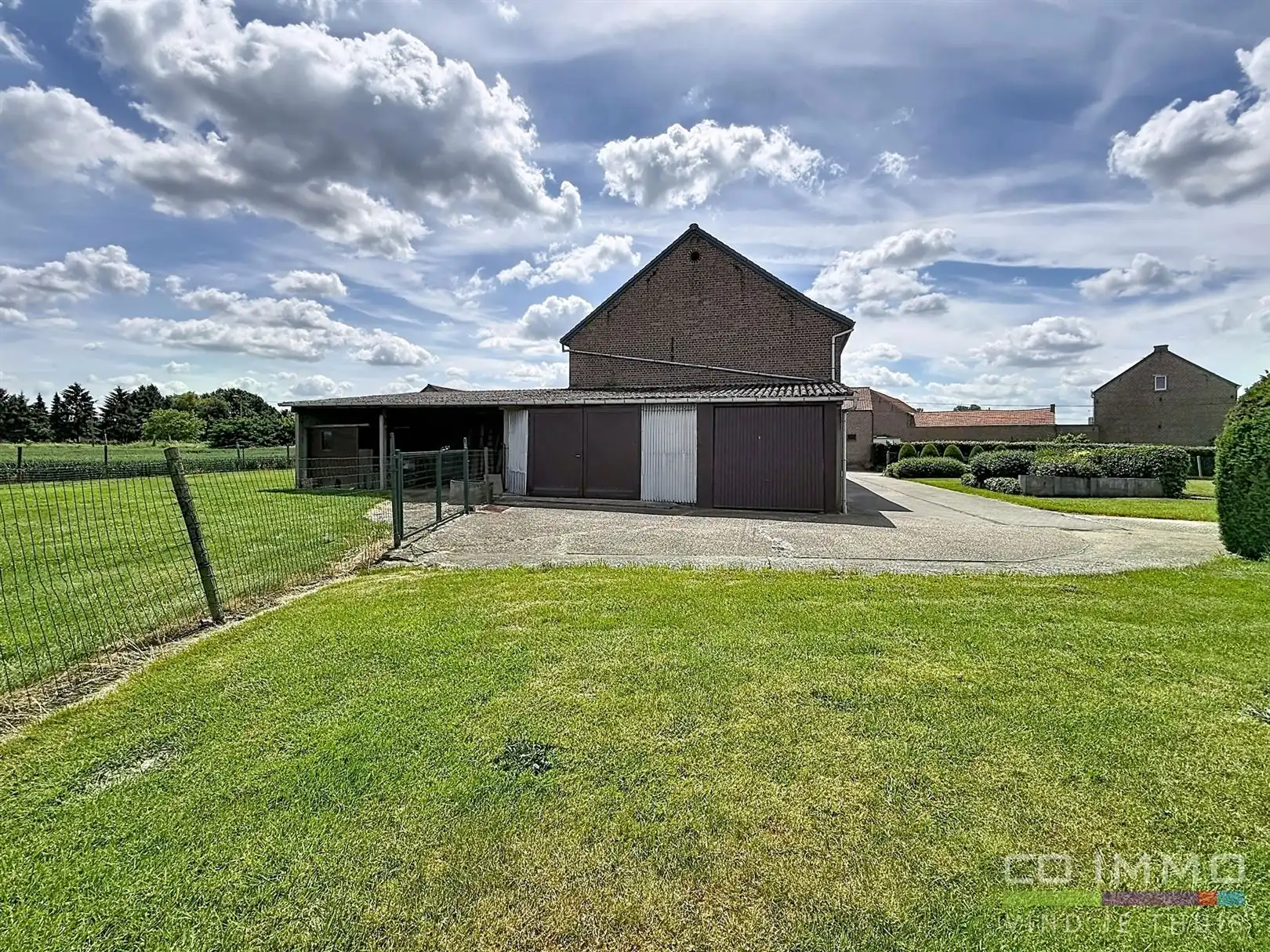 Voormalige hoeve met aanbouw en tuin, 26a 01ca foto 41
