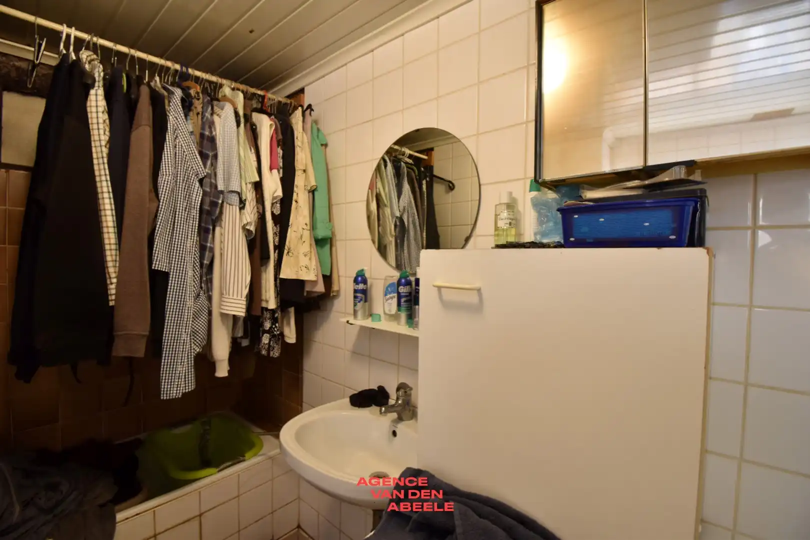 Te renoveren woning met 2 slaapkamers en fantastische tuin  foto 7